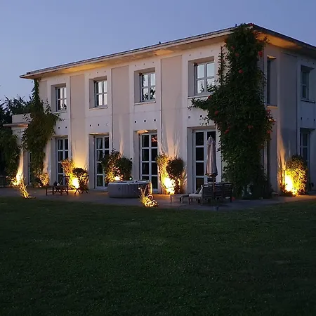 ヴィラ Villa Droizy ドロワジー