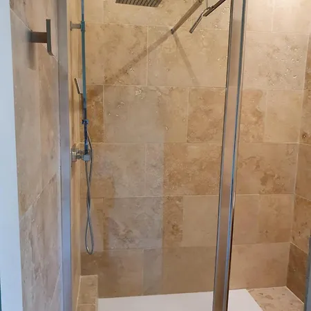 ヴィラ Villa Droizy