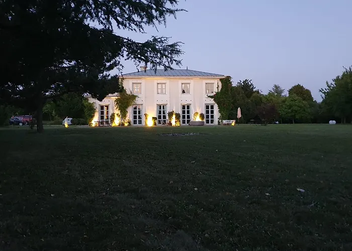 Villa Villa Droizy Droizy